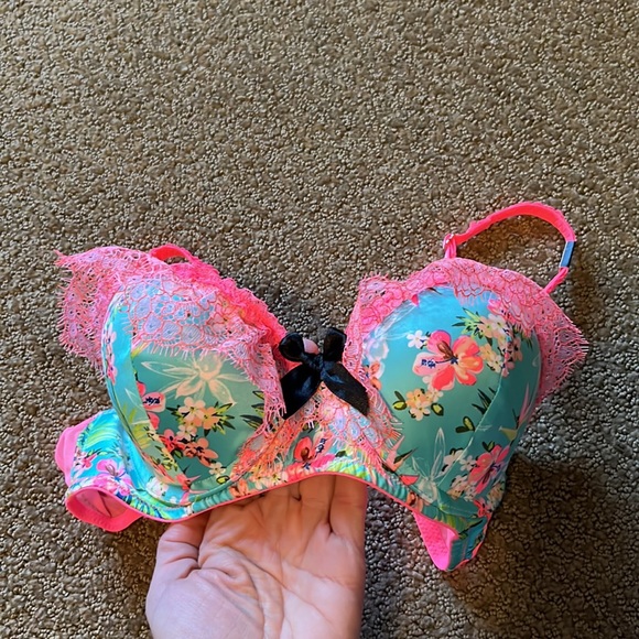 Bright Pink and Floral Victoria Secret Very Sexy Bra - Picture 2 of 10